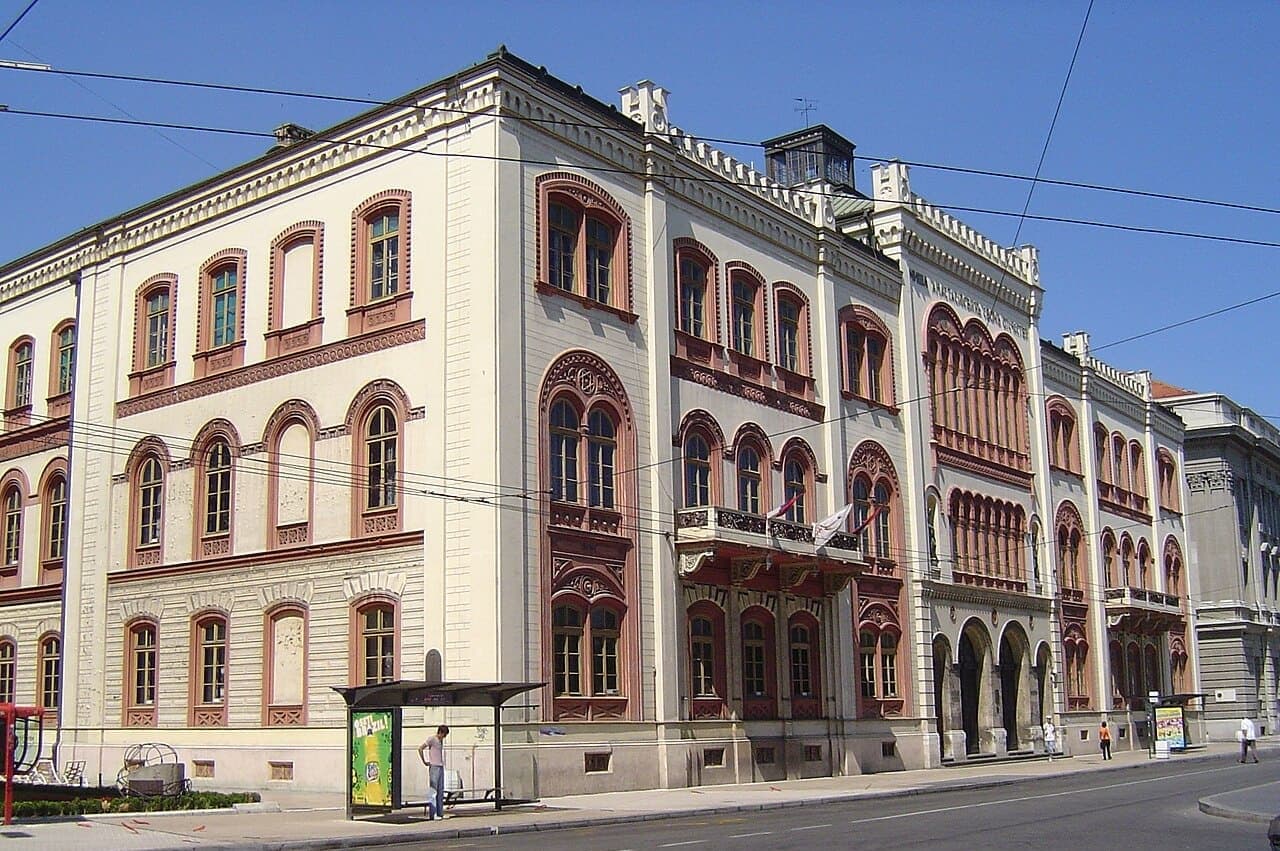 Заглавная страница статьи